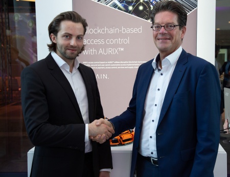 Dr. Leif-Nissen Lundbæk (left), CEO of XAIN AG, and Peter Schiefer, President of the Division Automotive at Infineon Technologies AG, at the Infineon Automotive Cybersecurity Forum in Munich.